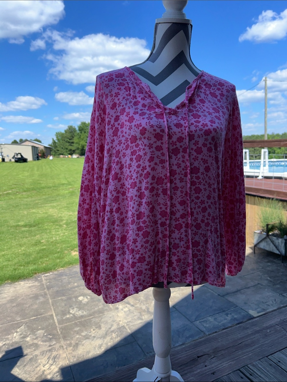 Women's Pink Floral Tie-Front V-Neck Blouse